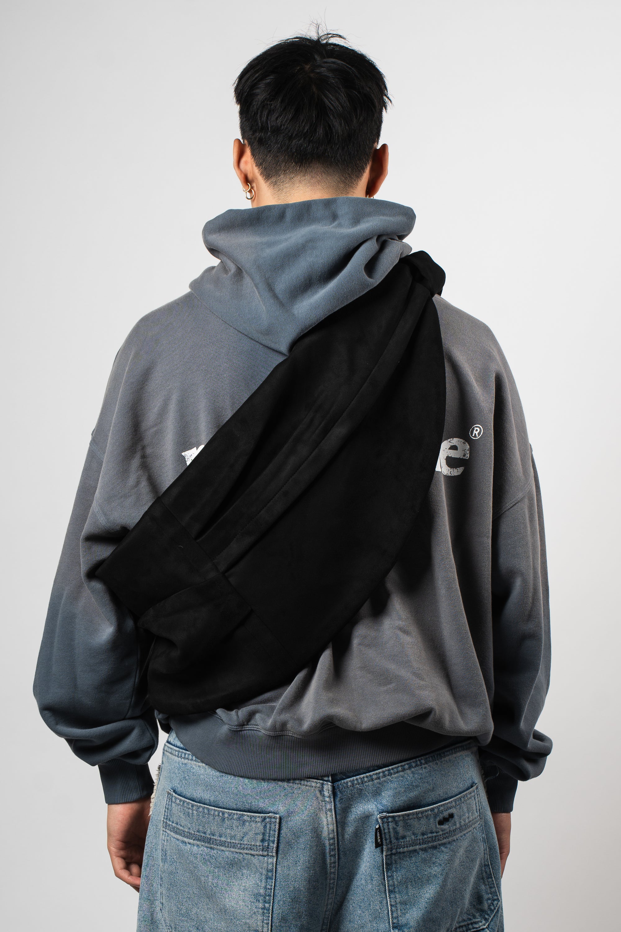 Vagrant Sling Bag Black