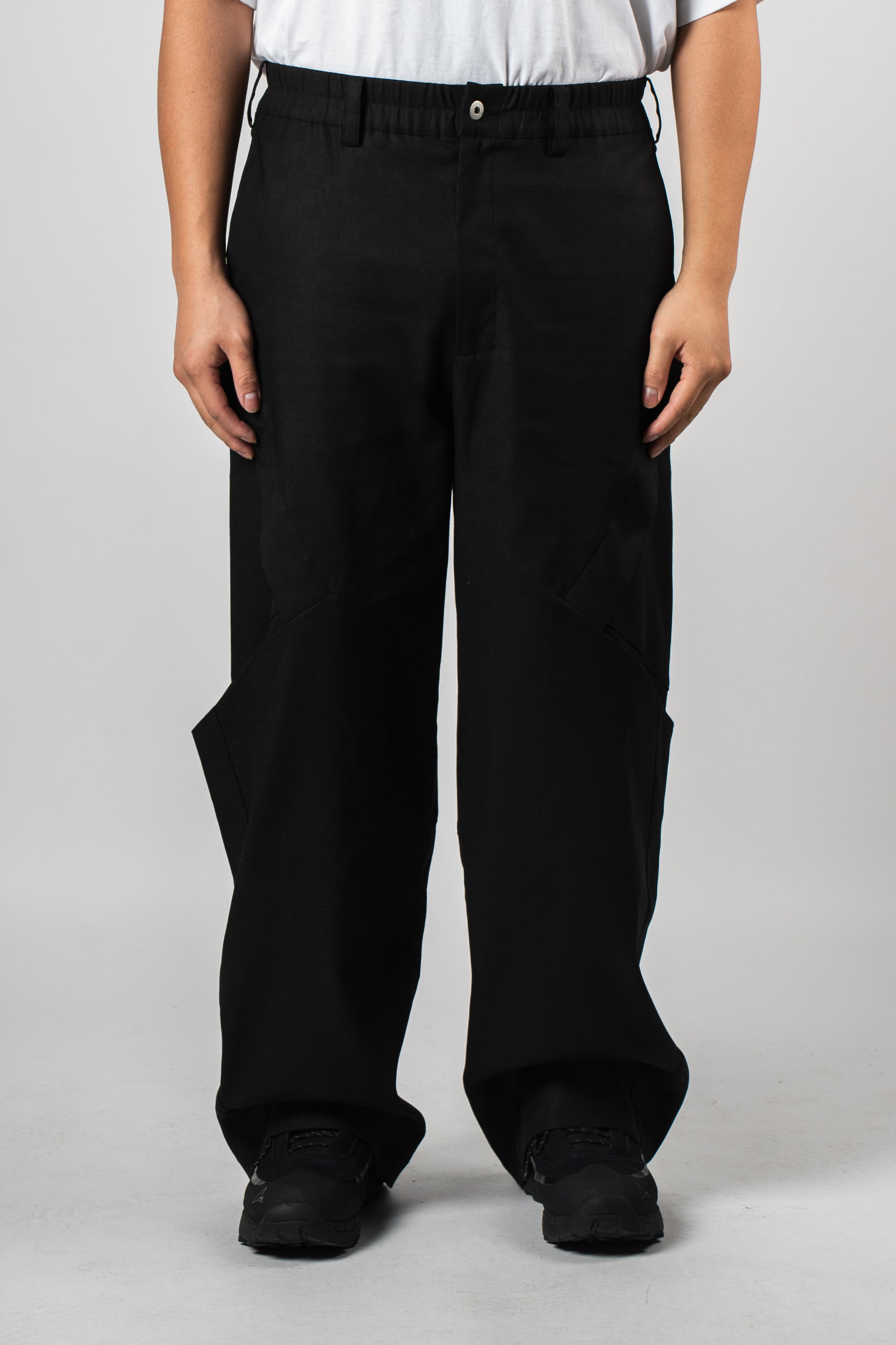 P017 Kangaroo Trousers