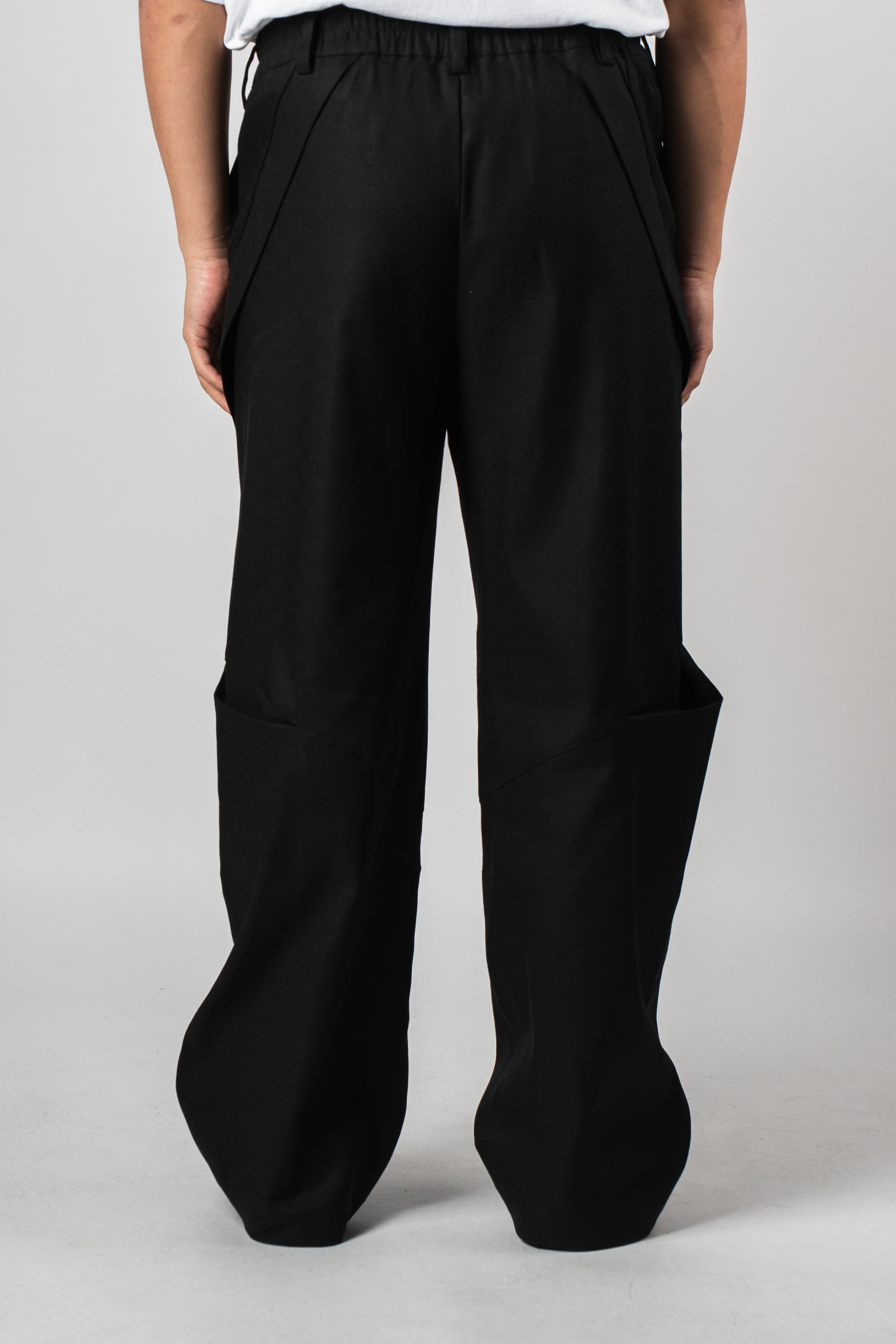 P017 Kangaroo Trousers
